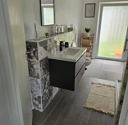 Charmante Ruhige Oase *