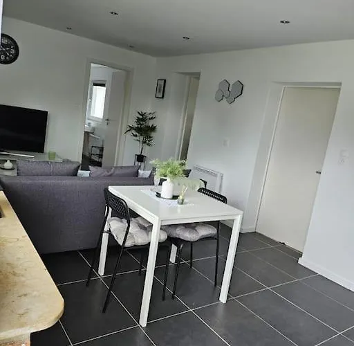 Charmante Ruhige Oase 莱尔特